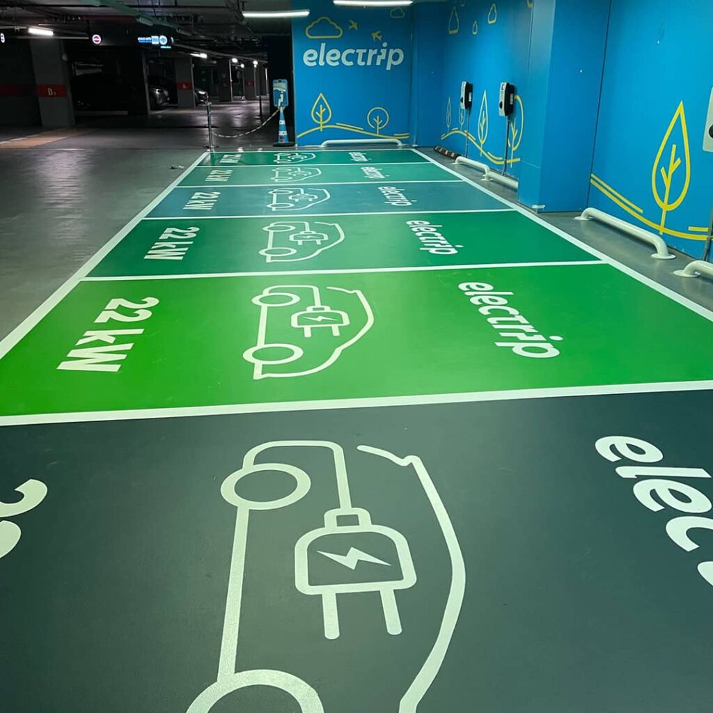 Elektrikli Araç Şarj İstasyonu Zemin Boyama